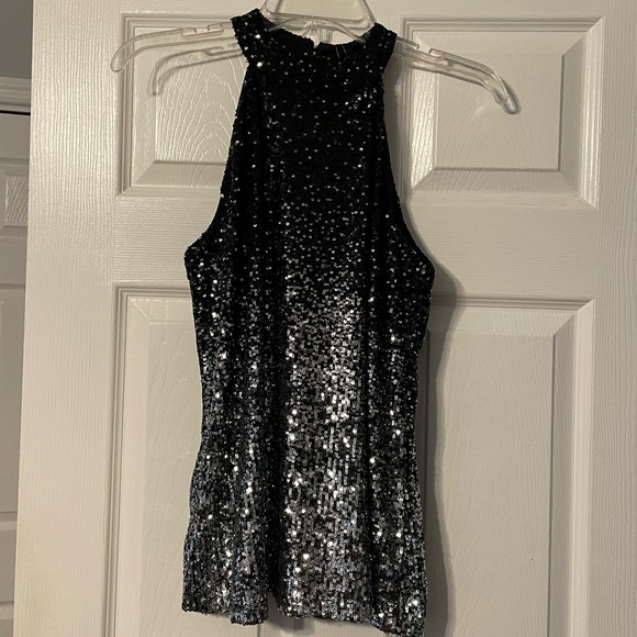 Cable & Gauge Tops - NWT Cable and Gauge Sequined Halter Top